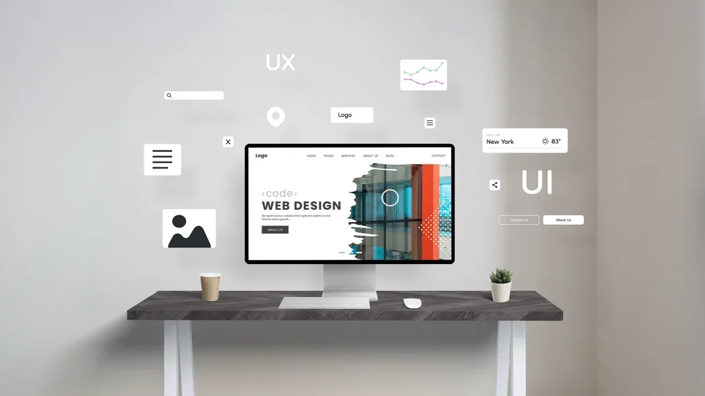 Koncepcyjna ilustracja projektowania UI/UX: monitor na biurku wyświetlający stronę „Web Design”, otoczony unoszącymi się elementami interfejsu oraz napisami UX i UI.